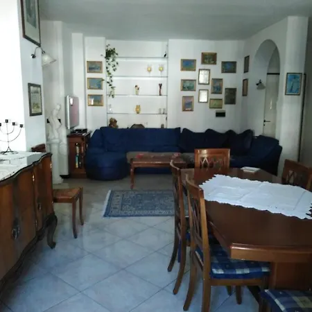 Da Silvana A Πανσιόν Tropea
